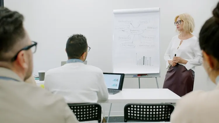 Studenten in een werkcollege: specialiseren of breed studeren bij je studiekeuze